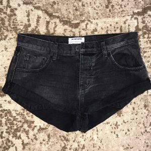 One Teaspoon Black Bandits Shorts size 27